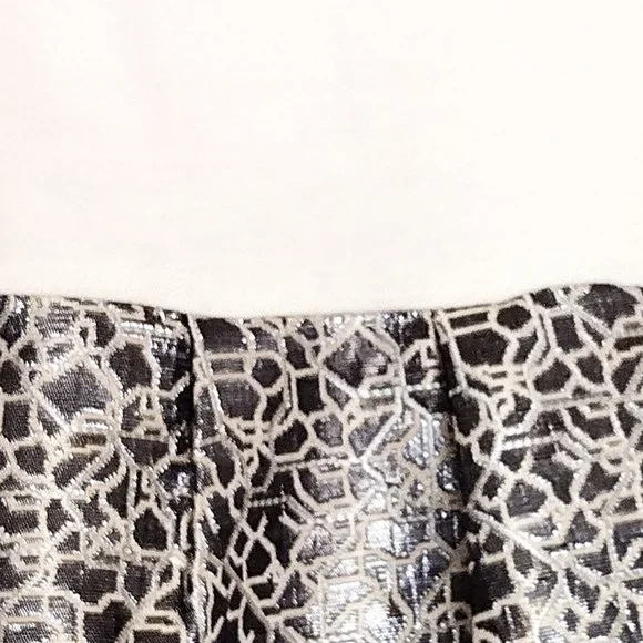 Charlise Robe - Picture 5 of 11